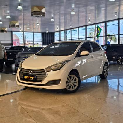 HYUNDAI HB20 1.0 COMFORT 12V FLEX 4P MANUAL HYUNDAI HB20 1.0 COMFORT 12V FLEX 4P MANUAL